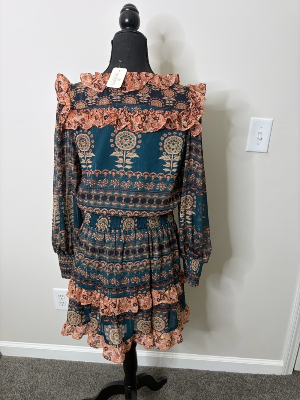 NWT AUREUM Teal and Peach Ruffled Long-Sleeve Tiered Mini Dress - Picture 4 of 9